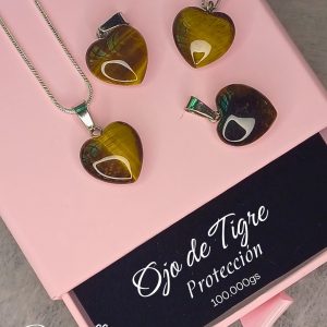 Collar de Ojo de Tigre en Forma de Corazón
